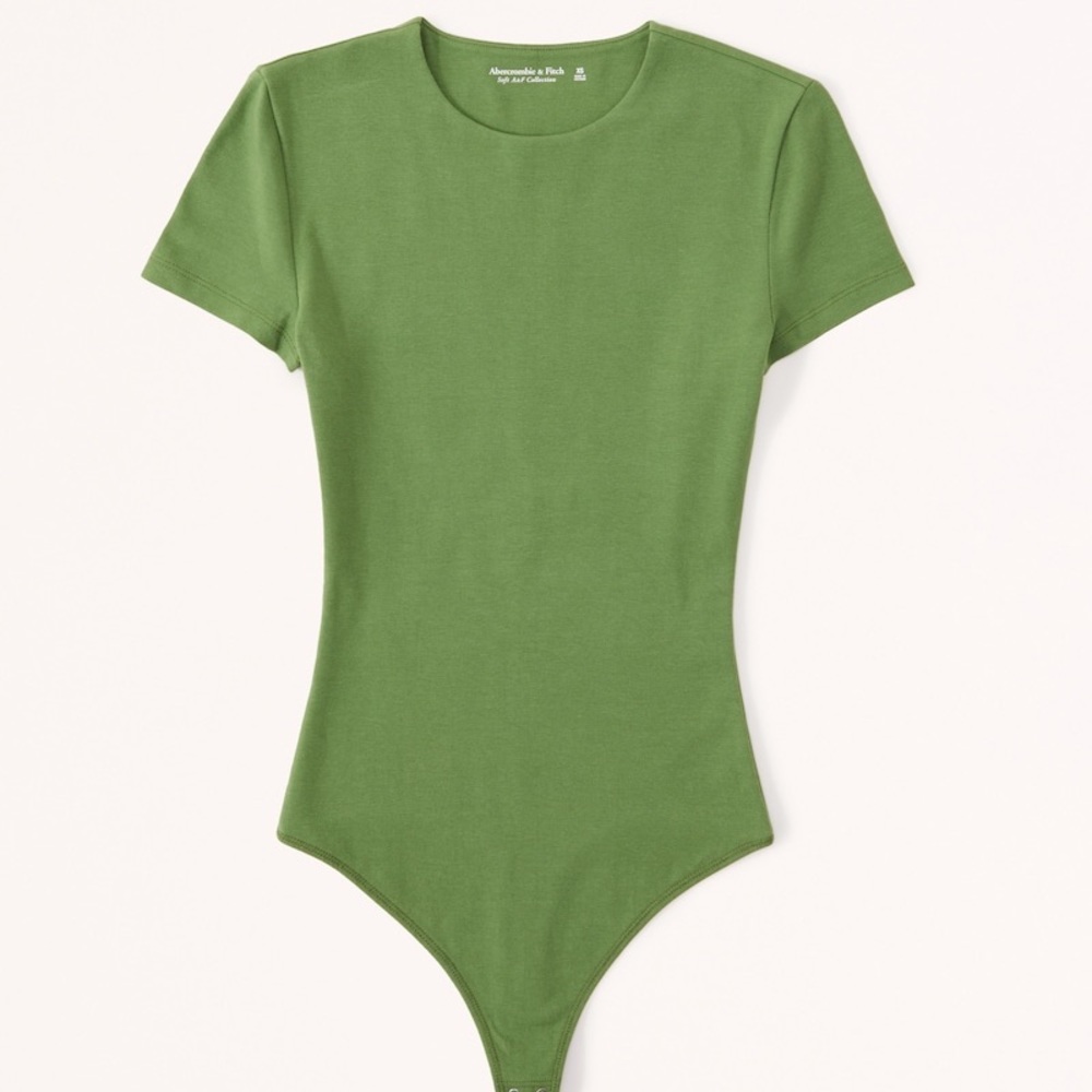 Brand new Abercrombie & Fitch body suit with tags 
With original tags